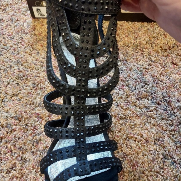 NWIB Black strappy heels - Picture 7 of 7